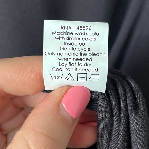 Universal Standard NWT Premier Double V Dress Black Size XL = Plus 26-28 - Picture 9 of 9